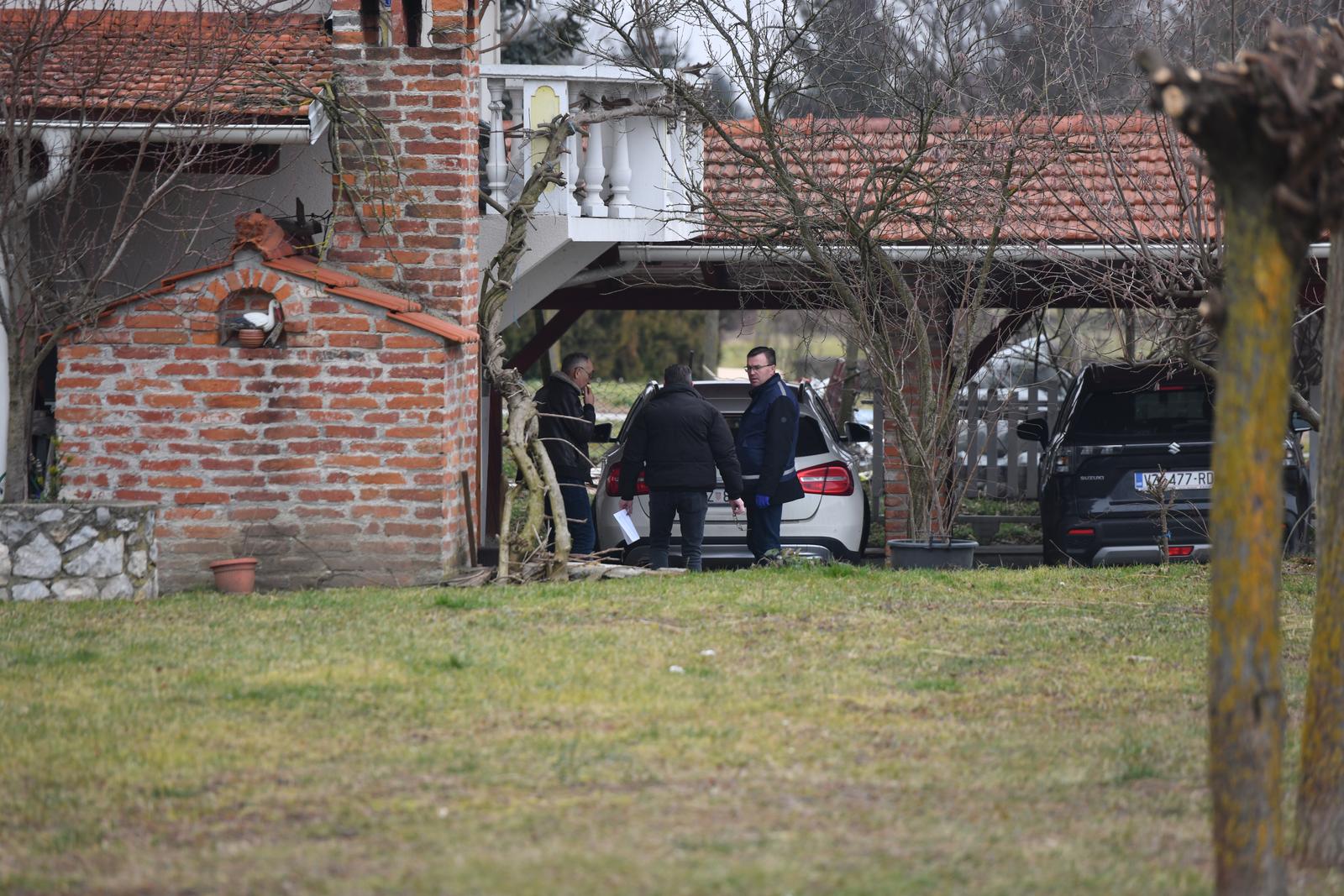 Babinec: Policija ispred Doma za starije Sv. Ana u vlasništvu Barbare Antolić Vupore Babinec: Policija ispred Doma za starije Sv. Ana u vlasništvu Barbare Antolić Vupore