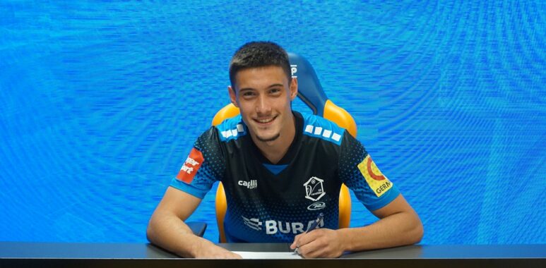 Domagoj-Begonja-potpis-ugovora-773×380 Domagoj-Begonja-potpis-ugovora-773×380