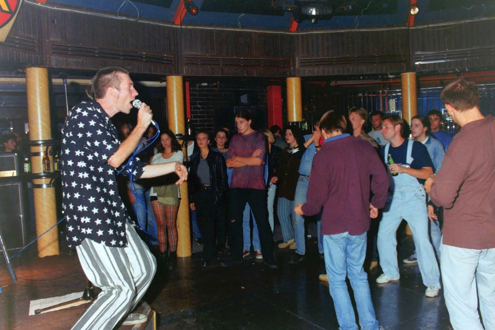 EX-Gornji-Kursanec-koncerti-1994-1995-ET-drele-missice-dino-dvornik-mnina-badric-.-74 EX-Gornji-Kursanec-koncerti-1994-1995-ET-drele-missice-dino-dvornik-mnina-badric-.-74