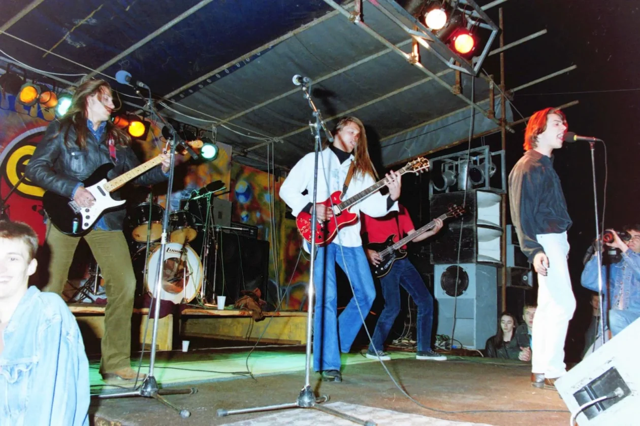 EX-Gornji-Kursanec-koncerti-1994-1995-ET-drele-missice-dino-dvornik-mnina-badric-.-84