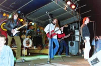 EX-Gornji-Kursanec-koncerti-1994-1995-ET-drele-missice-dino-dvornik-mnina-badric-.-84 EX-Gornji-Kursanec-koncerti-1994-1995-ET-drele-missice-dino-dvornik-mnina-badric-.-84