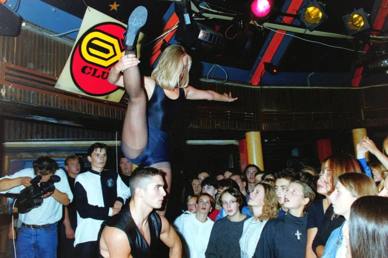 EX-Gornji-Kursanec-koncerti-1994-1995-ET-drele-missice-dino-dvornik-mnina-badric-.-87