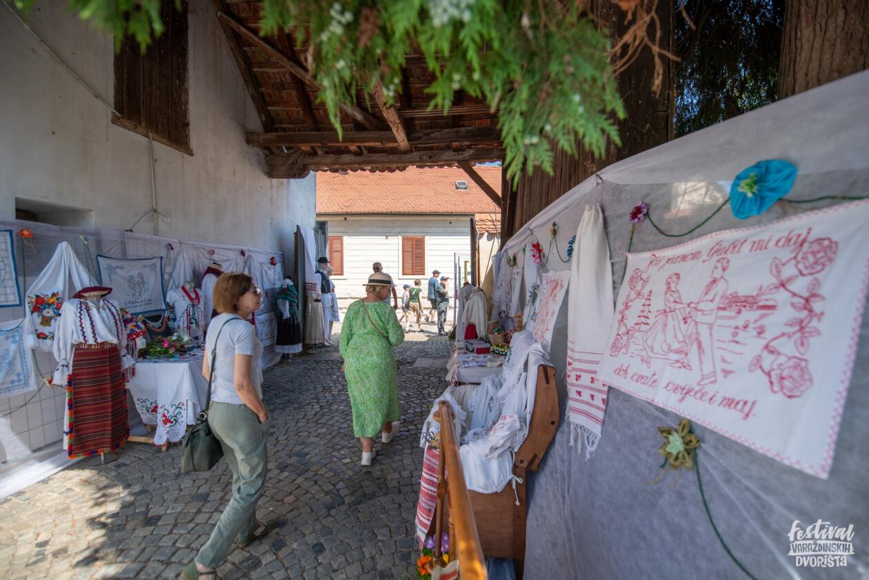 Festival varaždinskih dvorišta 2025 tzgv (23) Festival varaždinskih dvorišta 2025 tzgv (23)