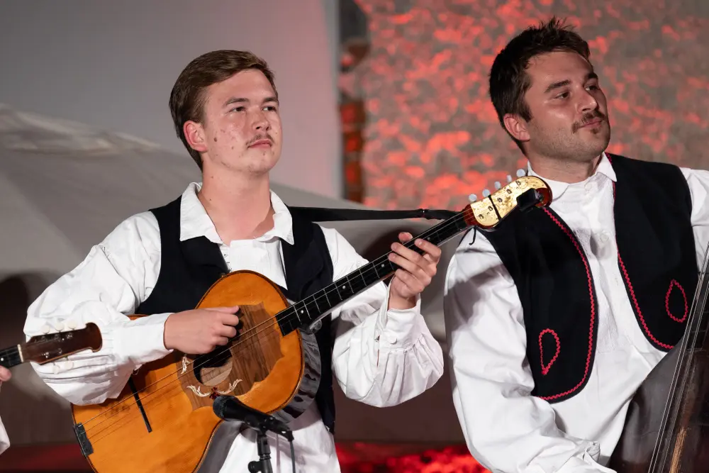 FolkoFonija04 FolkoFonija04