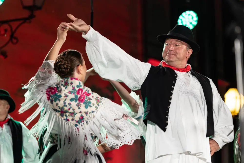 FolkoFonija10 FolkoFonija10