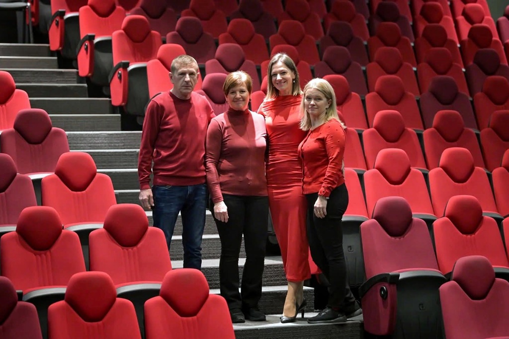 GNM Dan crvenih haljina (13)