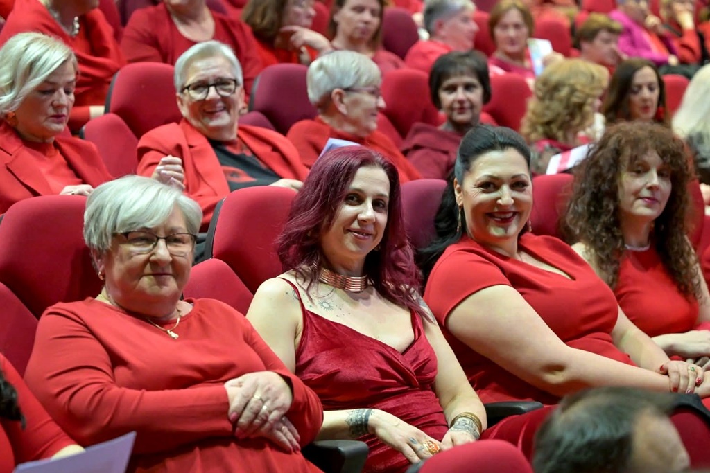 GNM Dan crvenih haljina (6)