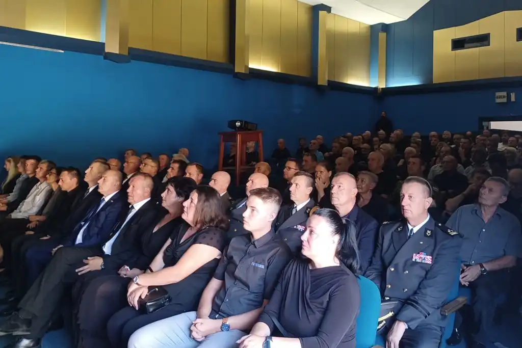 GVT, komemoracija za Dvekara.jpg (20) GVT, komemoracija za Dvekara.jpg (20)