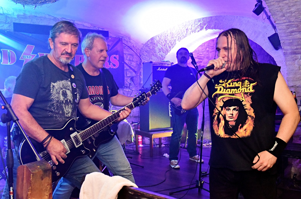 Godfathers u Medinoj skrinji varazdinski hr (13) Godfathers u Medinoj skrinji varazdinski hr (13)