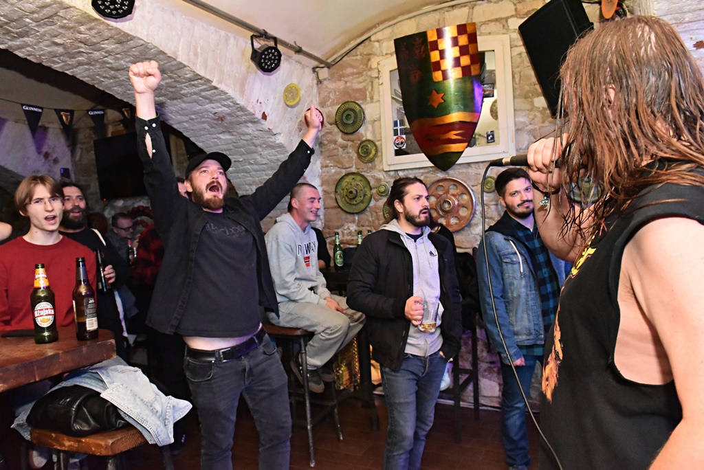 Godfathers u Medinoj skrinji varazdinski hr (3) Godfathers u Medinoj skrinji varazdinski hr (3)