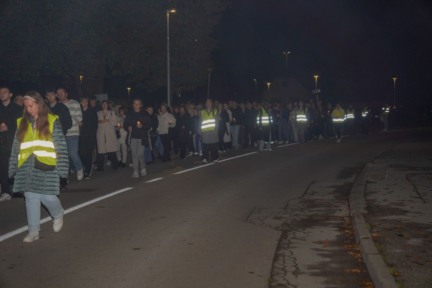 Holwyin Varaždin misa procesija svijeće molitva krunica (35) Holwyin Varaždin misa procesija svijeće molitva krunica (35)