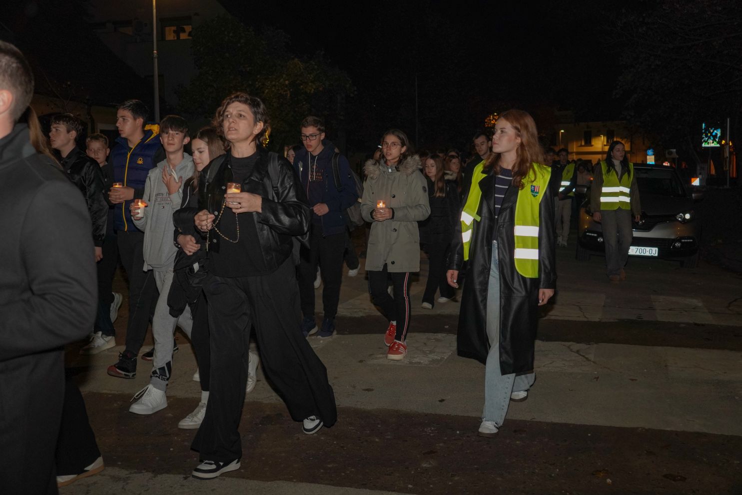 Holwyin Varaždin misa procesija svijeće molitva krunica (40) Holwyin Varaždin misa procesija svijeće molitva krunica (40)