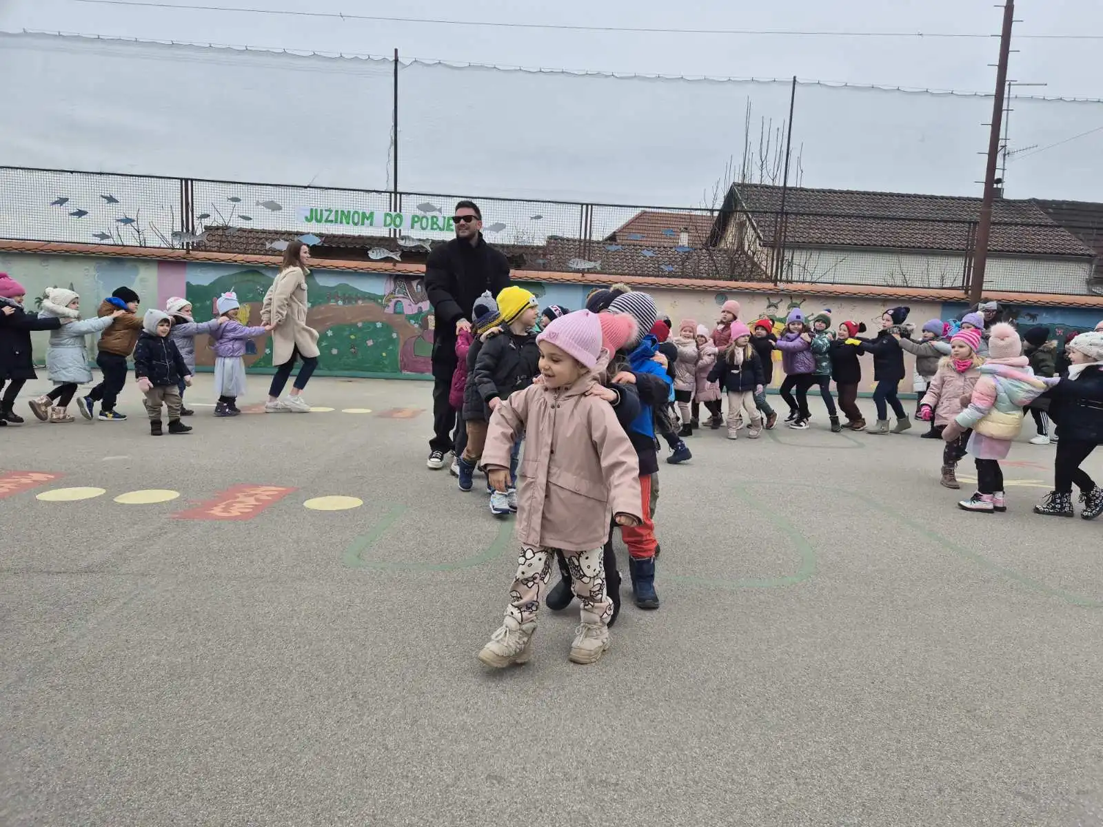 IMG-0064d10fa38ead0b5e4f3dc984560002-V