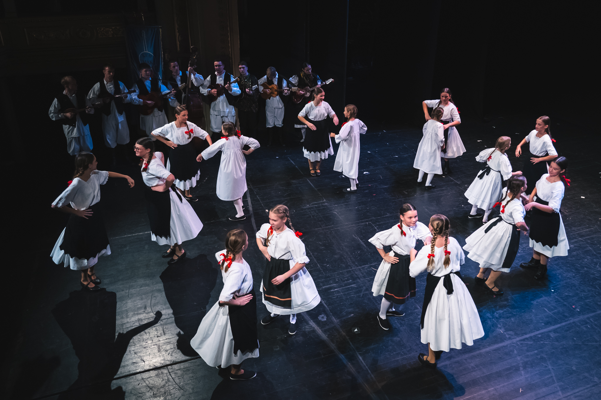 IMG-111b52855744c6db947d8d061e8e8564-V