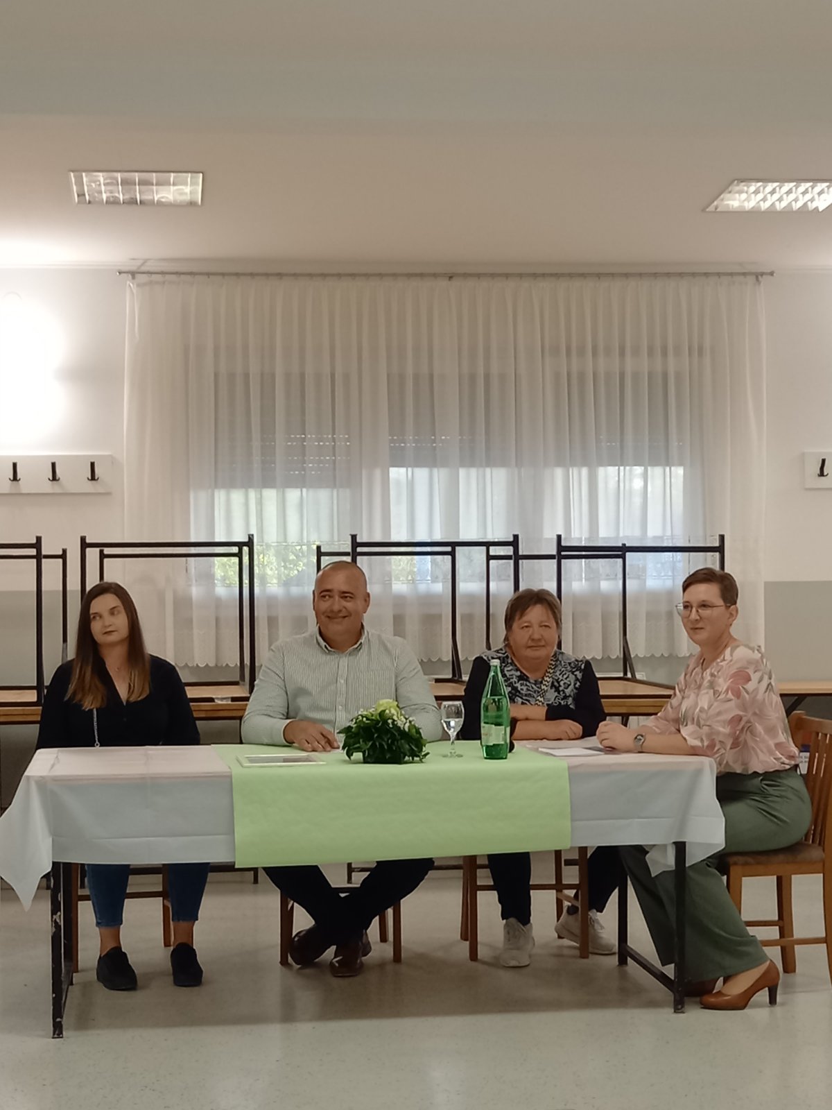 IMG-a0351f76866b6cdaa110cb1fc31d2af8-V