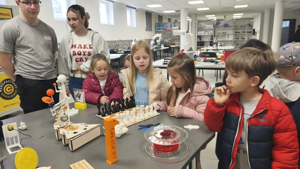 IMG-e0216fe4803a3ed4f3e5790c87a9d832-V