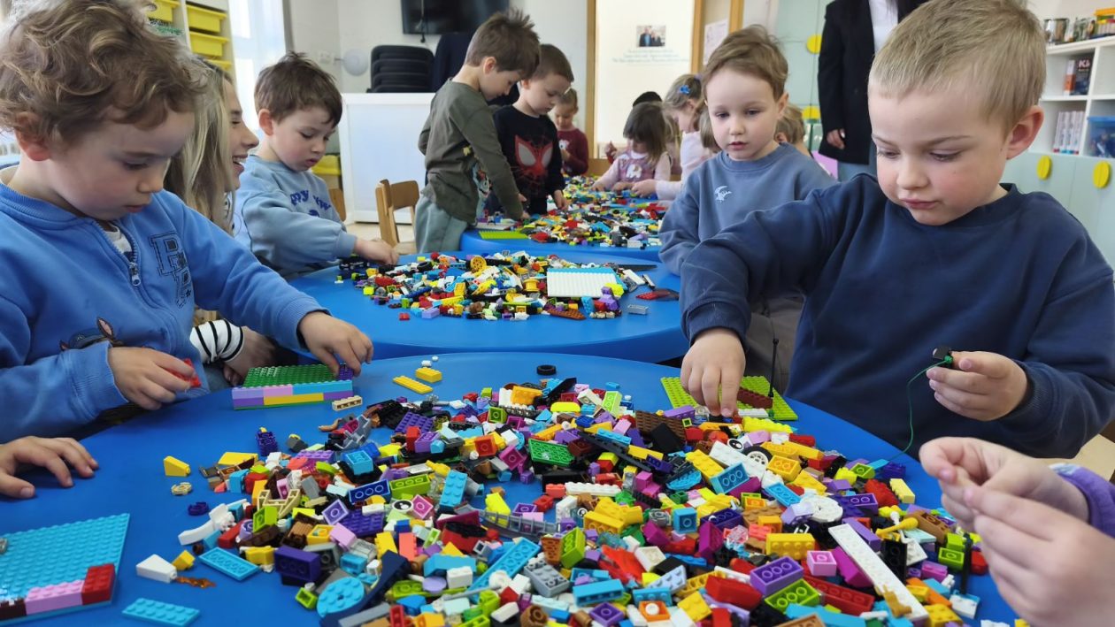 IMG-fd09a3457280c7a087b8eca519dc0826-V