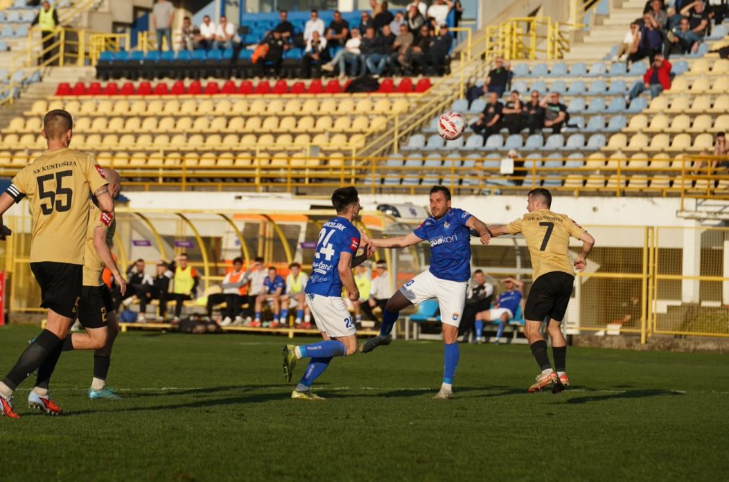 Kustosija_Varteks._res