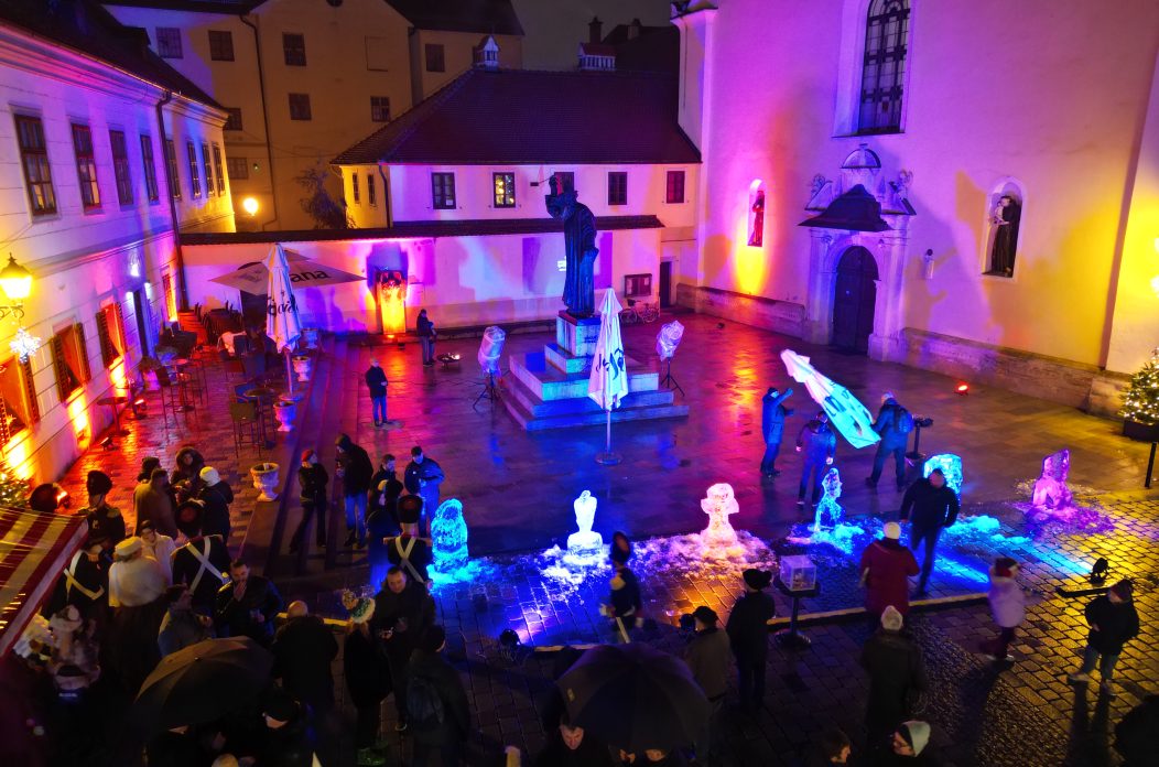 ledene skulpture rotary