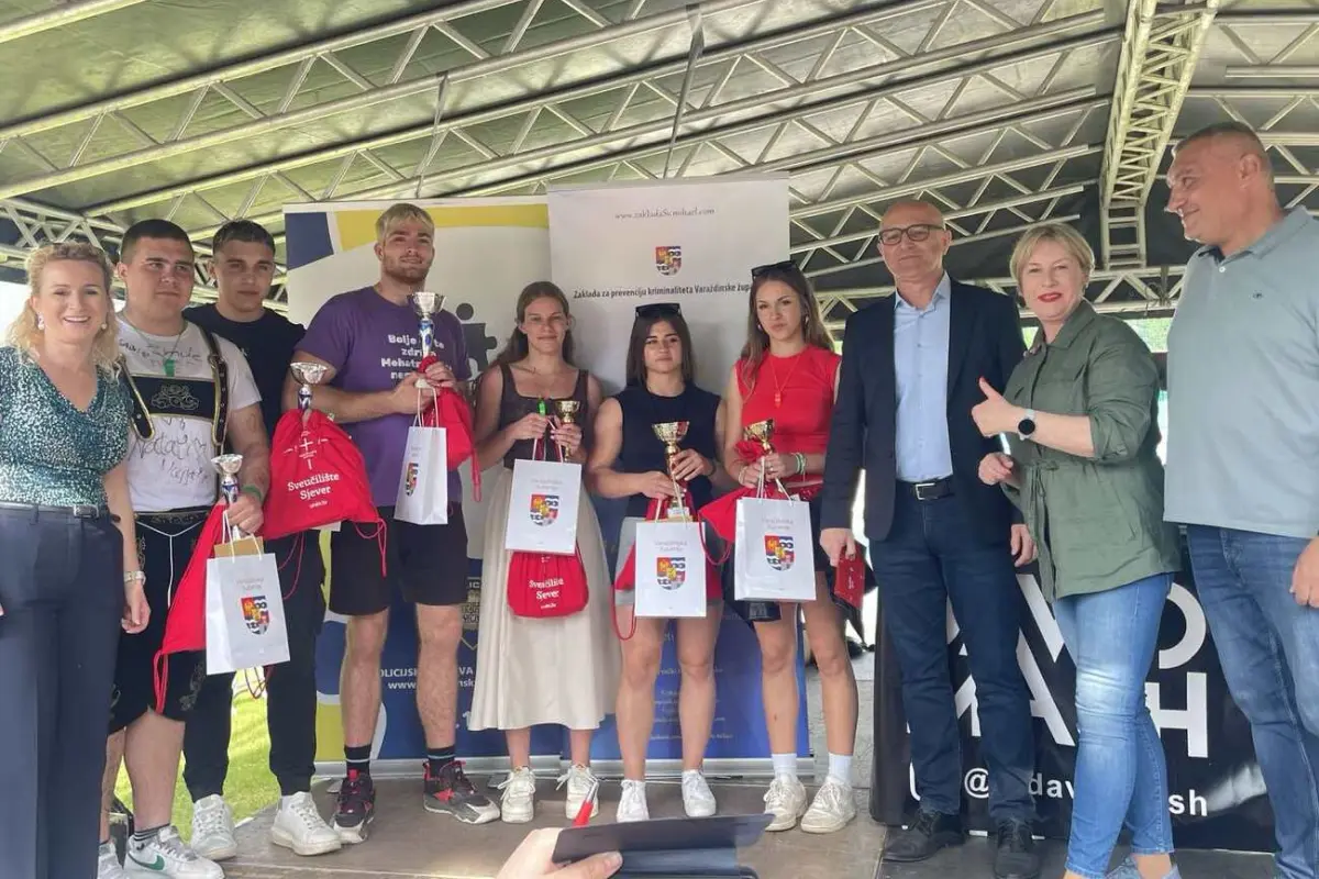Maturantika_sportski dan (1) – vz zup