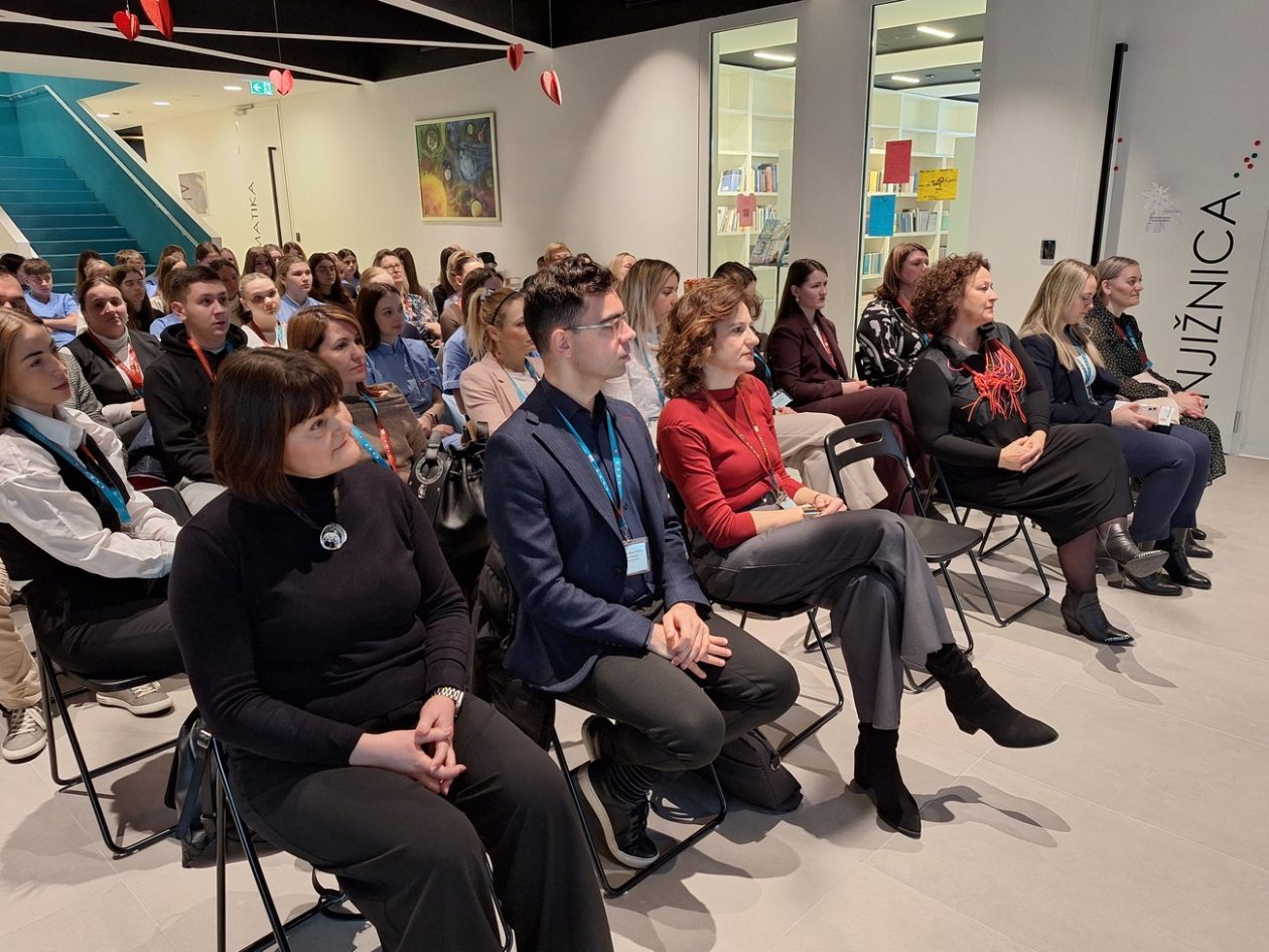 Medicinska_natjecanje (8) Medicinska_natjecanje (8)