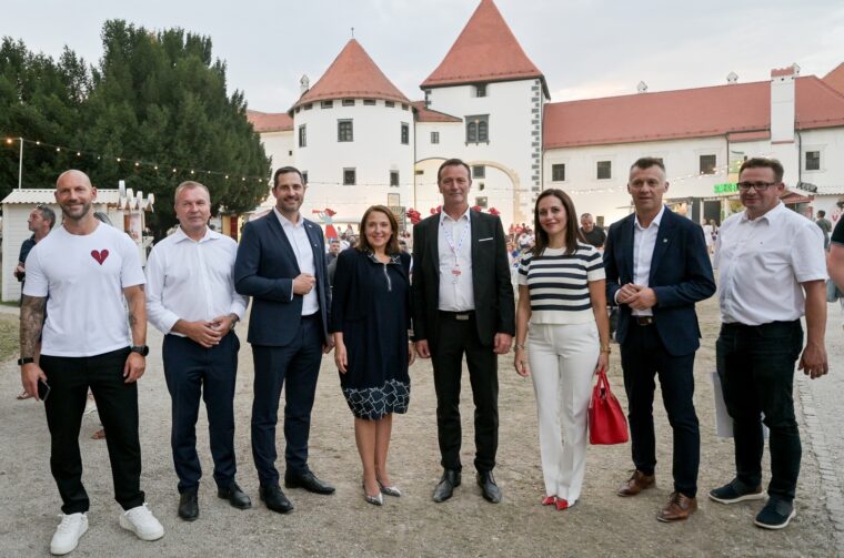 Ministri_Spancirfest (54) Ministri_Spancirfest (54)