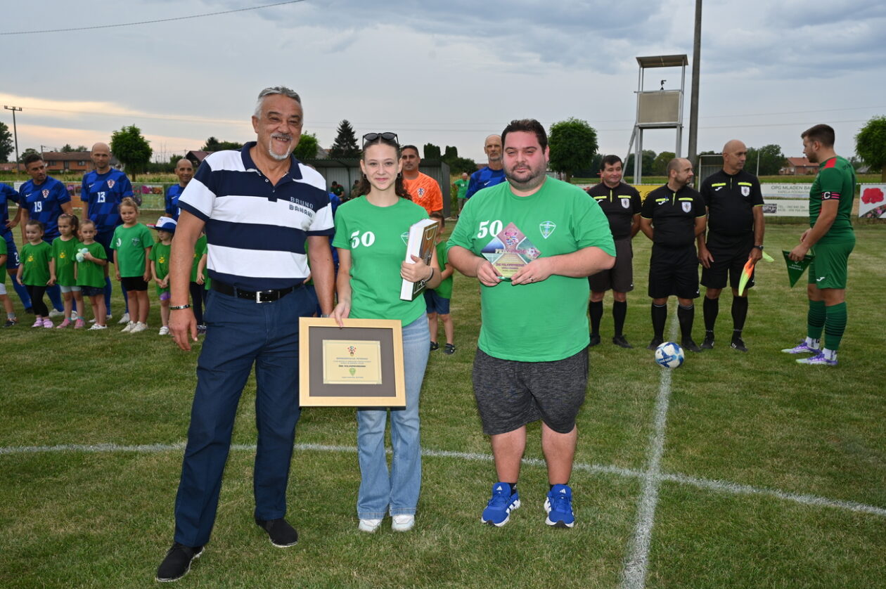 NK Poljoprivrednik (17) NK Poljoprivrednik (17)