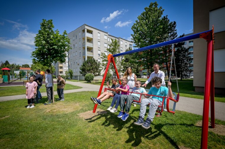 Nova_igrala_POS (16) Nova_igrala_POS (16)