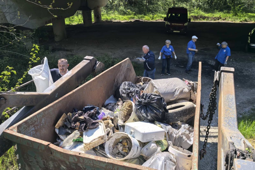 Novi Marof, Zelena čistka (8)