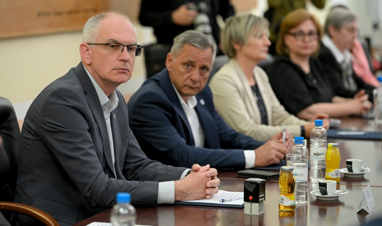 Obrtnici_potpisivanje_ugovora (12)