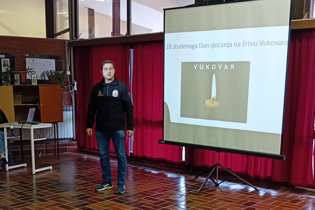 Osnovna škola Antuna i Ivana Kukuljevića Varaždinske Toplice (3) Osnovna škola Antuna i Ivana Kukuljevića Varaždinske Toplice (3)