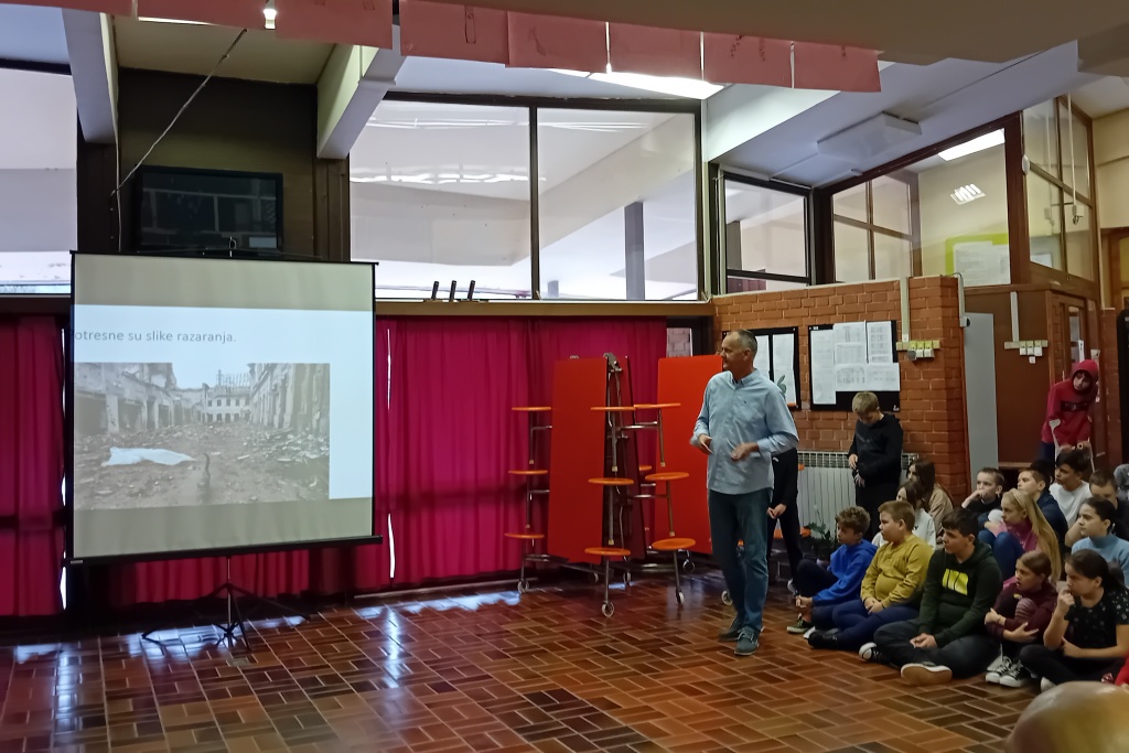 Osnovna škola Antuna i Ivana Kukuljevića Varaždinske Toplice (6) Osnovna škola Antuna i Ivana Kukuljevića Varaždinske Toplice (6)