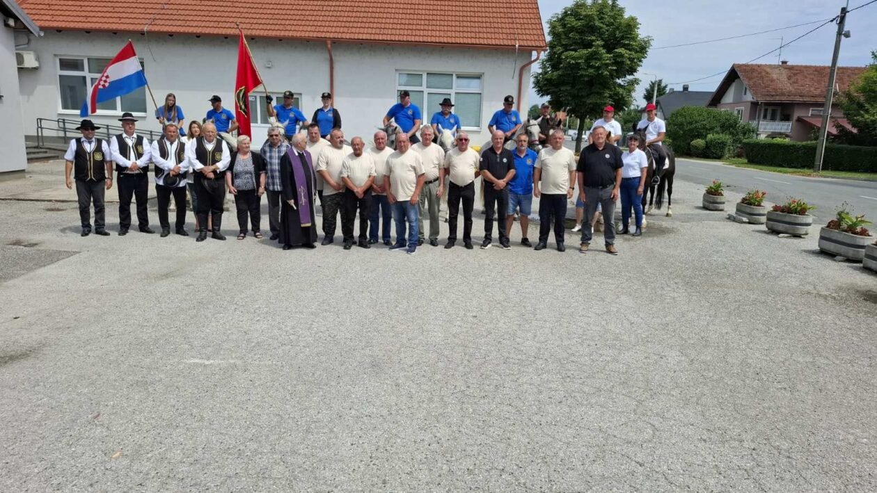 PHOTO-2025-08-02-16-40-47 (1) PHOTO-2025-08-02-16-40-47 (1)