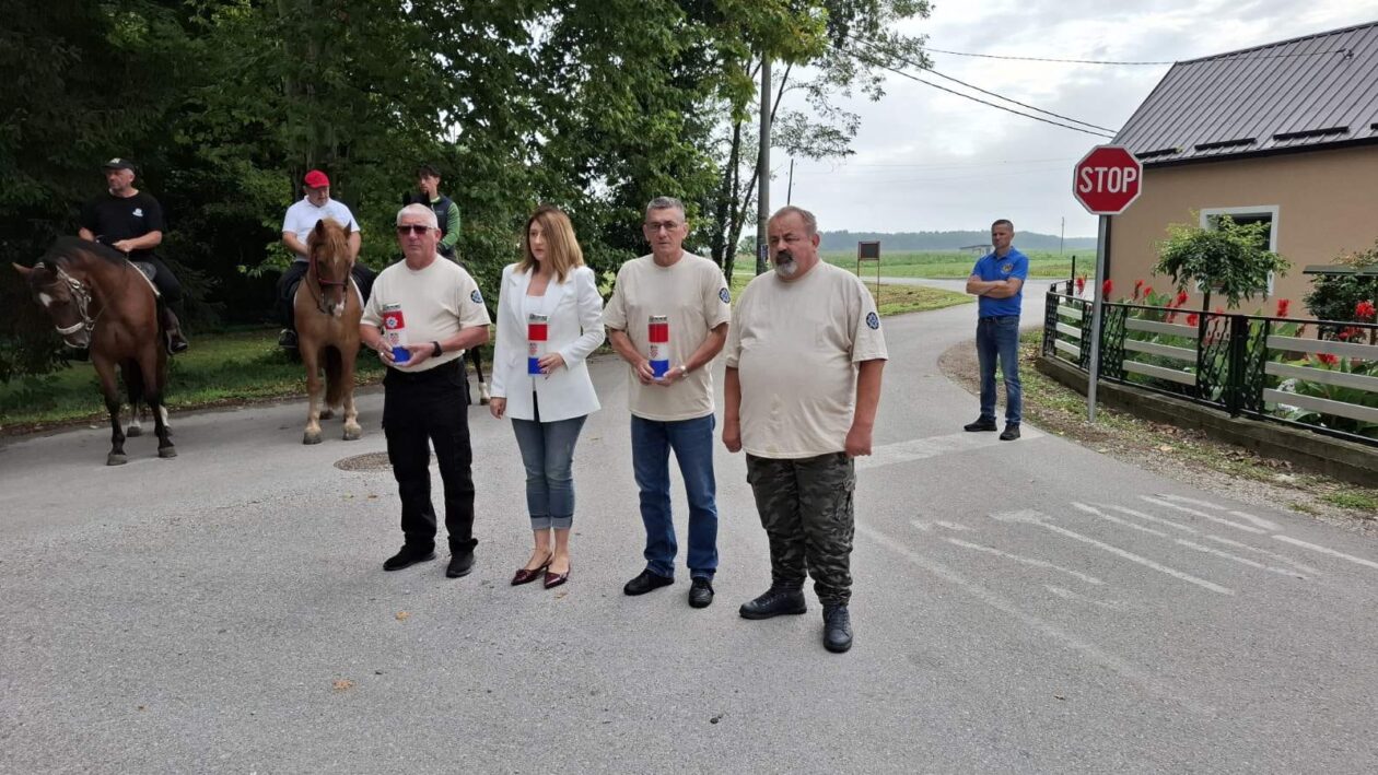 PHOTO-2025-08-02-16-40-51 (2) PHOTO-2025-08-02-16-40-51 (2)