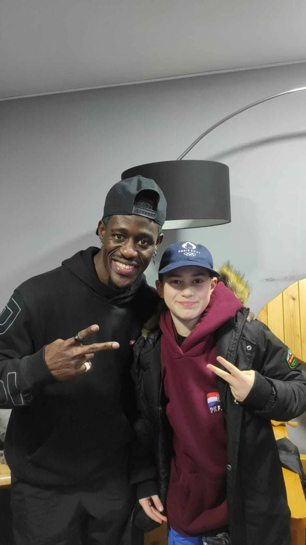 PK Feel received_1962061914274658 PK Feel received_1962061914274658