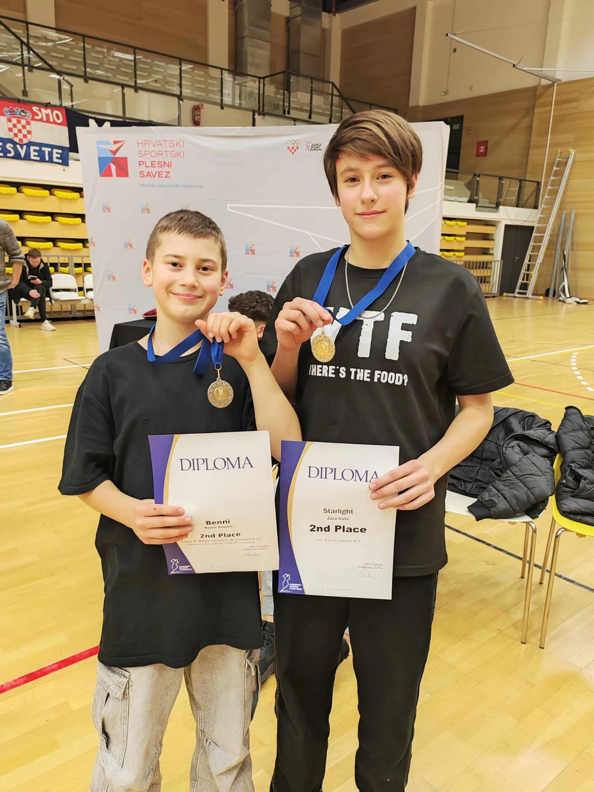 PK Feel received_959002342815551 PK Feel received_959002342815551