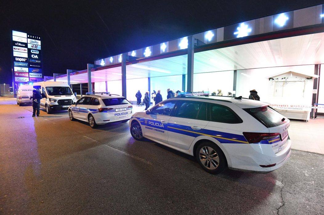 Evakuiran trgovački centar Lumini, u tijeku je policijski pregled Evakuiran trgovački centar Lumini, u tijeku je policijski pregled