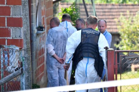 Policijski očevid na mjestu ubojstva u Pleškovcu