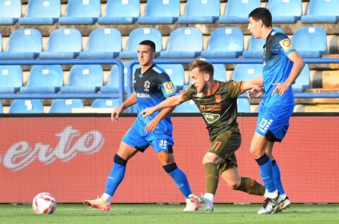 Varaždin: NK Varaždin i NK Osijek sastali se u 3. kolu Prve HNL Varaždin: NK Varaždin i NK Osijek sastali se u 3. kolu Prve HNL