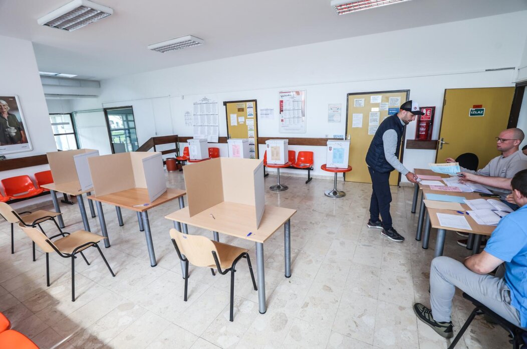 Zagreb: Otvorena biračka mjesta za Lokalne izbore 2025