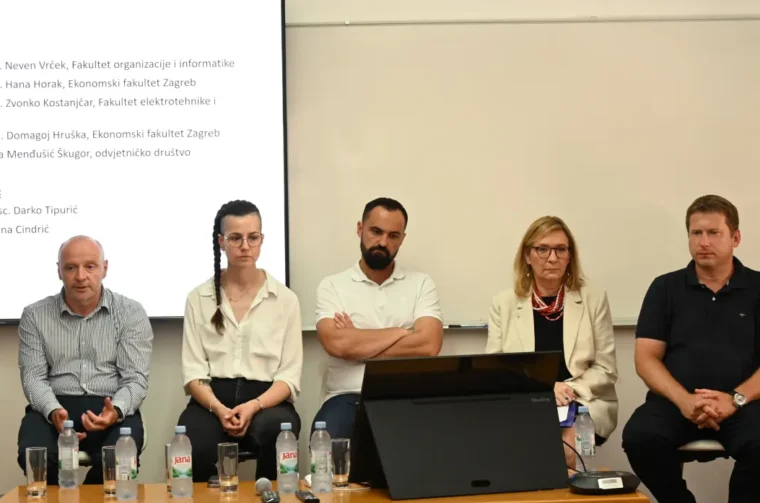 Panelisti – foi