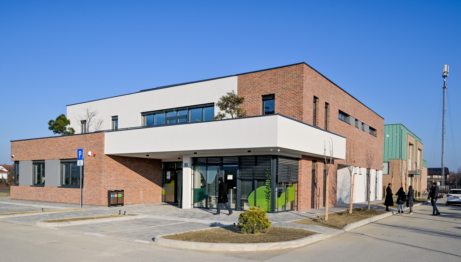 Parkovi_nova_upravna_zgrada (2)