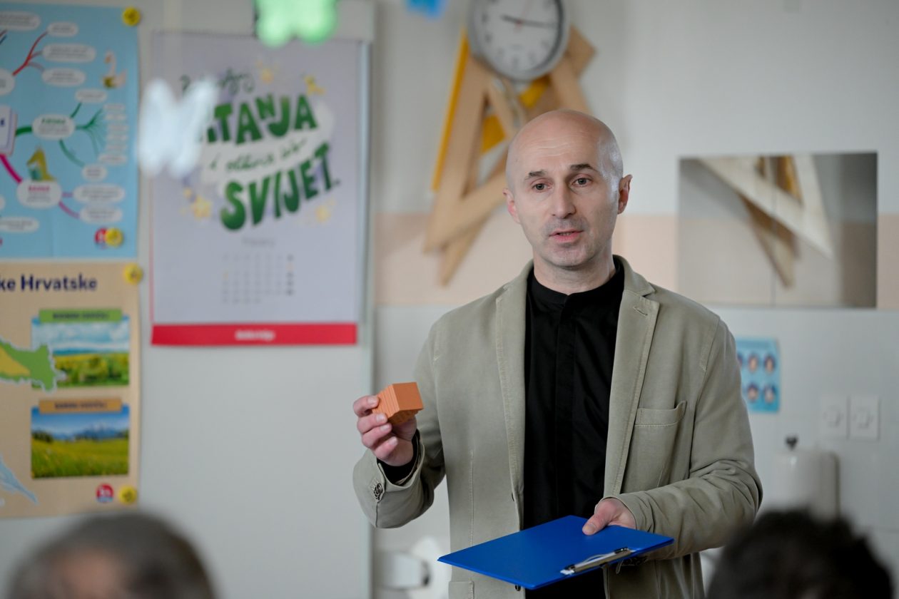 Podrucna_skola_Grada (10)