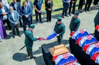 Pokop posmrtnih ostataka 36 žrtava, Možđenec (21)