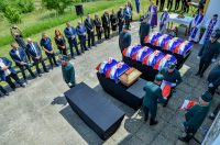 Pokop posmrtnih ostataka 36 žrtava, Možđenec (25)