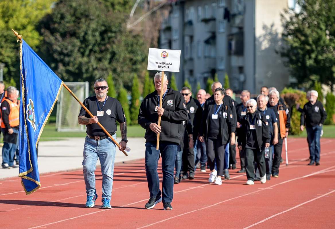 Polaganje vijenaca i sportske igre Grad Varaždin (4) Polaganje vijenaca i sportske igre Grad Varaždin (4)