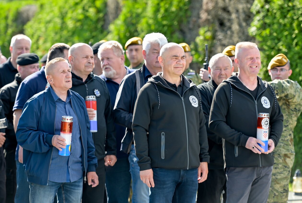 Polaganje_vijenaca (17)