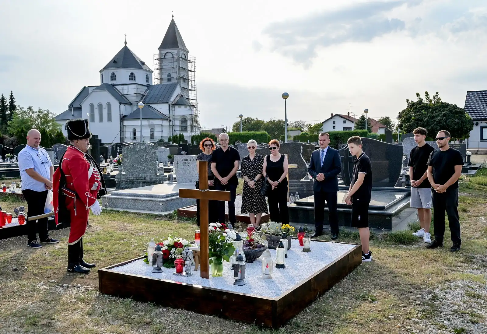 Polaganje_vijenaca_Stolnik (1) Polaganje_vijenaca_Stolnik (1)