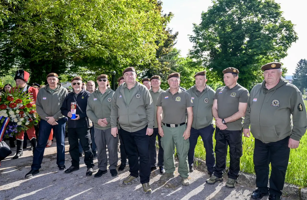 Polaganje_vijenaca_Vinica (38) – vz zupanija 20 Polaganje_vijenaca_Vinica (38) – vz zupanija 20