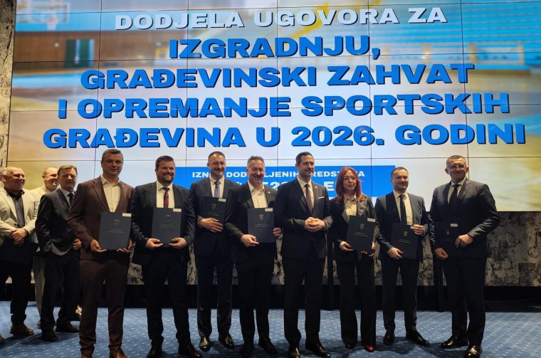 Potpisivanje ugovora (1)